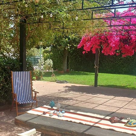La Depandance Di Villa Rosa Locazioni Brevi مونديلّو المظهر الخارجي الصورة