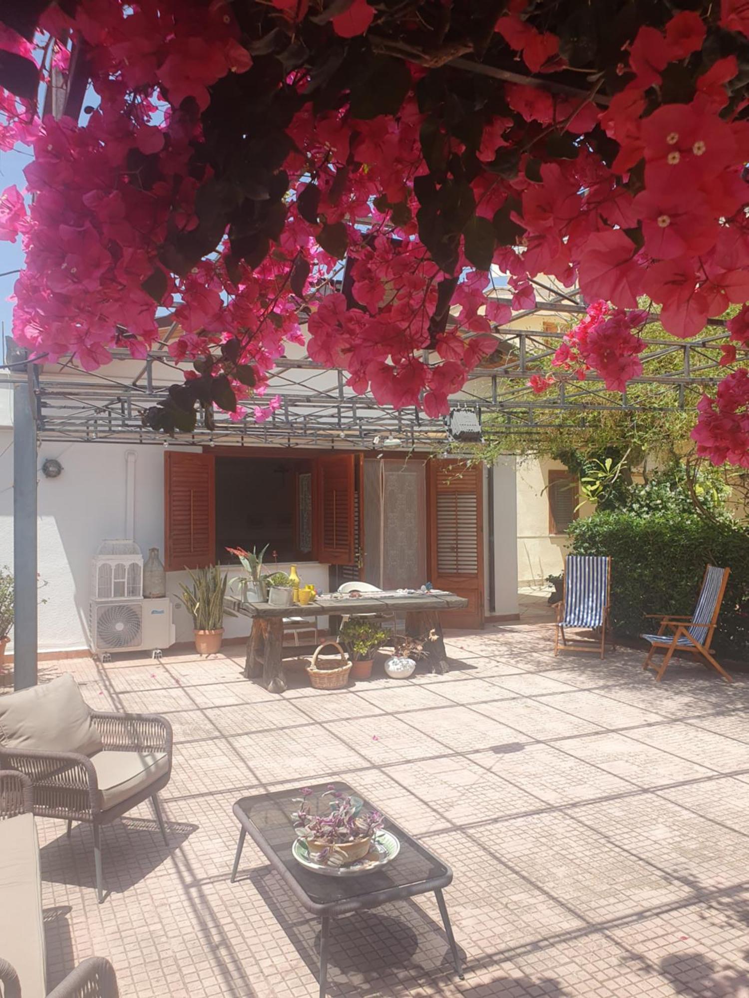 La Depandance Di Villa Rosa Locazioni Brevi مونديلّو المظهر الخارجي الصورة